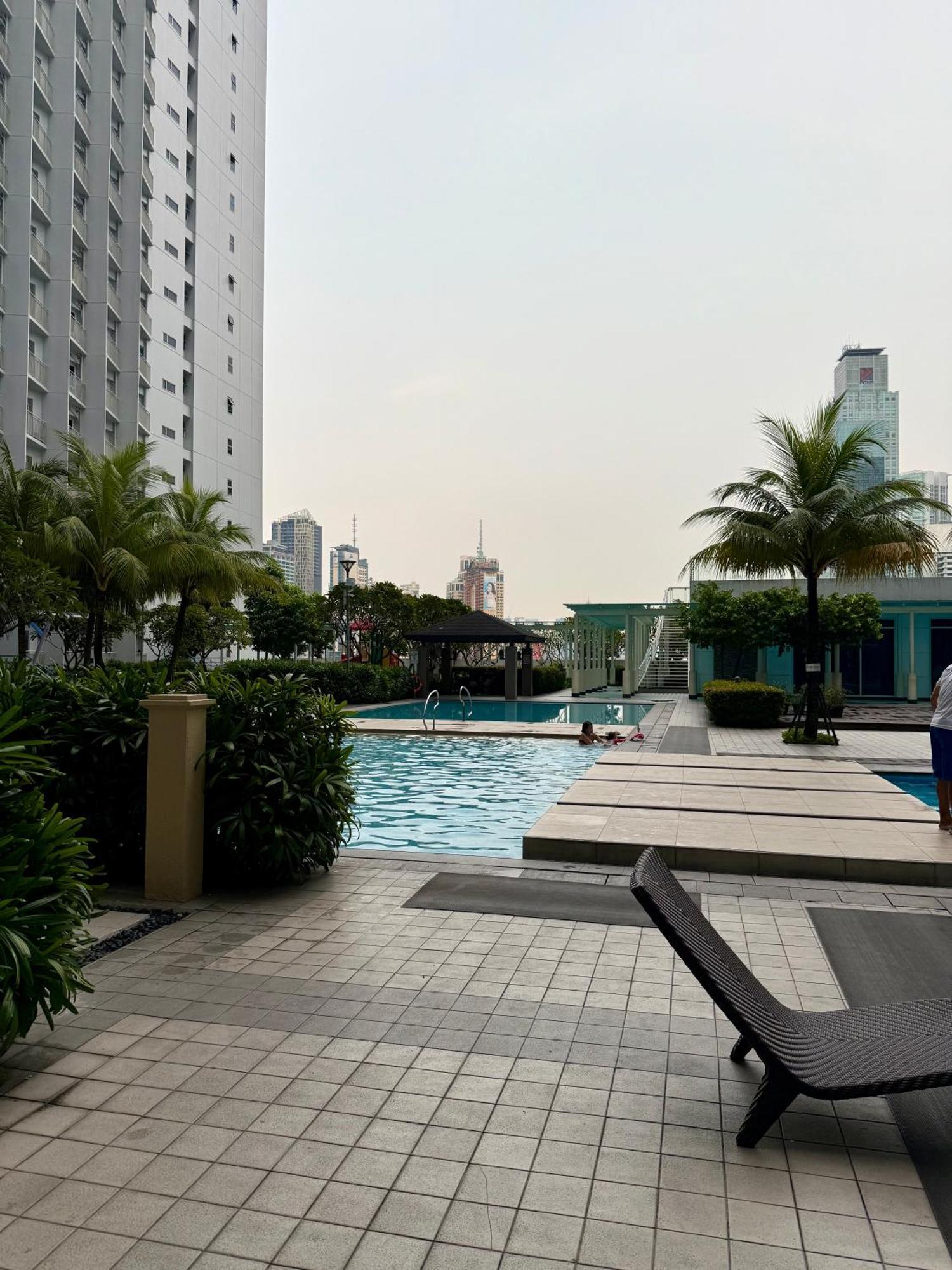 Serene Suite In Jazz Residences Makati City Exterior foto